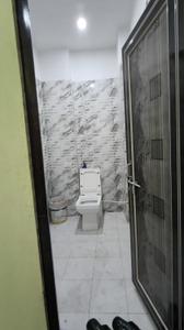 Bathroom Image of 700 Sq.ft 2 BHK Builder Floor for rent in Naubasta Kanpur for Rs. 8500