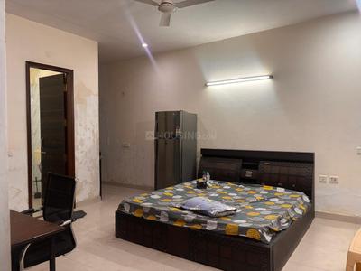 Bedroom Image of 1000 Sq.ft 1 RK Builder Floor for rent in Sector 17 Faridabad for Rs. 17000