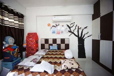 Bedroom Image of 1170 Sq.ft 3 BHK Apartment / Flat for sale in Parimal Exotica, Naroda Ahmedabad for Rs. 8050000