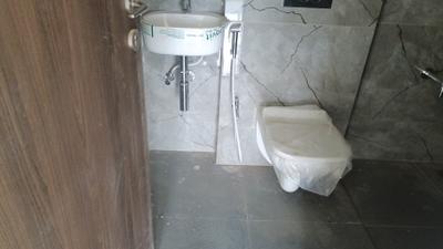 Bedroom Image of 1000 Sq.ft 2.5 BHK Apartment / Flat for sale in Malad West Mumbai for Rs. 19200000