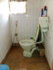 Bathroom Image of 700 Sq.ft 2 BHK Apartment / Flat for sale in Santoshpur Kolkata for Rs. 4000000