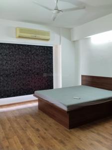Bedroom Image of 2200 Sq.ft 3 BHK Apartment / Flat for rent in Yashasvi Elegance, Navrangpura Ahmedabad for Rs. 70000