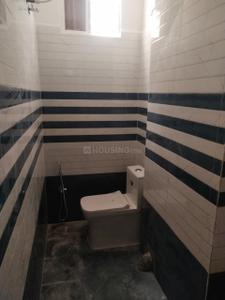 Bathroom Image of 650 Sq.ft 1 BHK Apartment / Flat for rent in Nallakunta Hyderabad for Rs. 16000