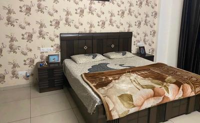 Bedroom Image of 1150 Sq.ft 2 BHK Apartment / Flat for rent in Green Lotus Avenue, PR7 Airport Road Zirakpur for Rs. 32000