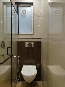 Common Bathroom Image of 1484 Sq.ft 2.5 BHK Apartment / Flat for sale in Ireo The Corridors, Sector 67 Gurgaon for Rs. 21500000