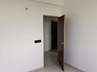 Bedroom Image of 1200 Sq.ft 3 BHK Apartment / Flat for rent in Krishna Crystal Heights, Bhadaj Ahmedabad for Rs. 21000