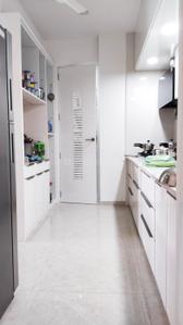 Kitchen Image of 2300 Sq.ft 3.5 BHK Apartment / Flat for sale in Bhadaj Ahmedabad for Rs. 18500000