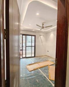 Hall Image of 1980 Sq.ft 3 BHK Builder Floor for sale in Mansarover Garden New Delhi for Rs. 42500000