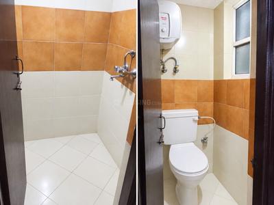 Bathroom Image of 550 Sq.ft 1 BHK Apartment / Flat for rent in Jainpur Meerut for Rs. 13000