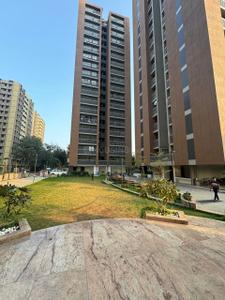 Image of 1672 Sq.ft 3 BHK Apartment / Flat for sale in Naranpura, Ahmedabad for Rs. 12200000