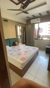 Bedroom Image of 1800 Sq.ft 3 BHK Apartment / Flat for rent in Shivshakti Royal Glory, Vaishno Devi Circle Ahmedabad for Rs. 40000