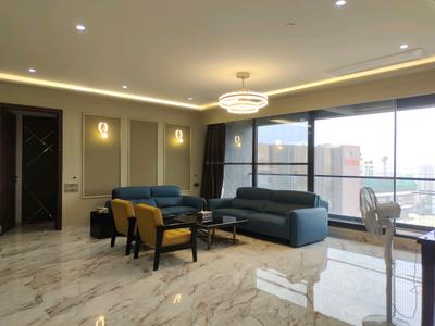 Living Room Image of 4000 Sq.ft 5 BHK Apartment / Flat for rent in Santacruz West Mumbai for Rs. 600000