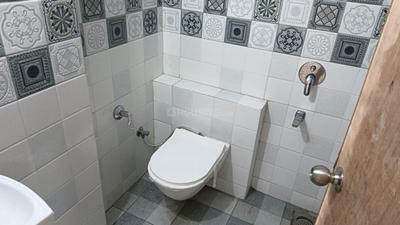 Bathroom Image of 650 Sq.ft 2 BHK Apartment / Flat for sale in Raiya Rajkot for Rs. 3700000