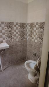 Bathroom Image of 4250 Sq.ft 7 BHK Independent House for sale in Gomti Nagar Lucknow for Rs. 26000000
