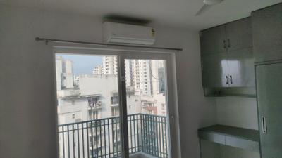 Bedroom Image of 2185 Sq.ft 3 BHK Apartment / Flat for sale in Sunworld Arista, Sector 168 Noida for Rs. 28500000