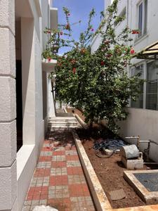 Balcony Image of 4400 Sq.ft 4 BHK Villa for rent in Vasantha Valley, Kondapur Hyderabad for Rs. 111000
