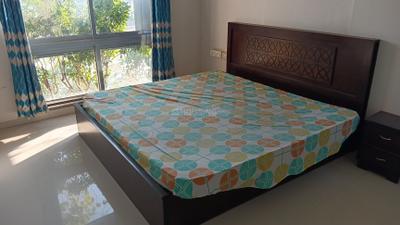 Bedroom Image of 1400 Sq.ft 3 BHK Apartment / Flat for rent in Sangath Posh, Chandkheda Ahmedabad for Rs. 40000