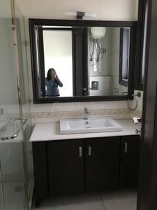 Bathroom Image of 7200 Sq.ft 8 BHK Villa for sale in Maharani Bagh New Delhi for Rs. 500000000