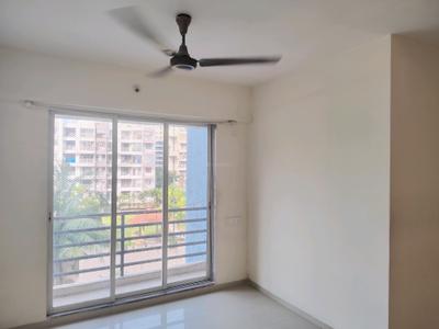 Living Room Image of 630 Sq.ft 2 BHK Apartment / Flat for rent in Vijay Park, Kasarvadavali Thane for Rs. 18000
