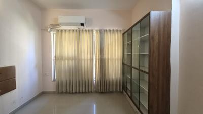 Bedroom Image of 1850 Sq.ft 3 BHK Apartment / Flat for rent in Adani The Meadows, Shantigram Ahmedabad for Rs. 45000