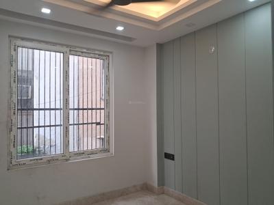 Bedroom Image of 1350 Sq.ft 3 BHK Builder Floor for sale in Paschim Vihar New Delhi for Rs. 26500000