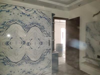 Bedroom Image of 1400 Sq.ft 3 BHK Builder Floor for sale in Shakurpur New Delhi for Rs. 13000000