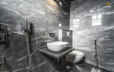 Bathroom Image of 870 Sq.ft 2 BHK Apartment / Flat for sale in Mansarovar Extension Jaipur for Rs. 3499000