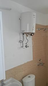 Image of 1750 Sq.ft 3 BHK Apartment / Flat for rent in ACE Parkway, Sector 150, Noida for Rs. 45000