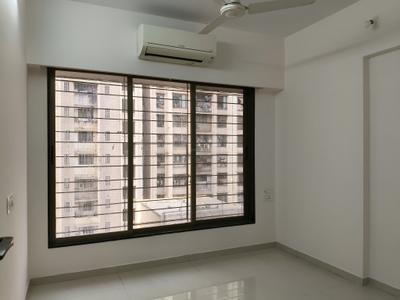 Bedroom Image of 600 Sq.ft 2 BHK Apartment / Flat for sale in 1891 Ekam Parkk, Dadar West Mumbai for Rs. 35000000