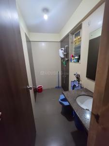 Bathroom Image of 1100 Sq.ft 2 BHK Apartment / Flat for sale in Srishti Synchronicity, Powai Mumbai for Rs. 23000000