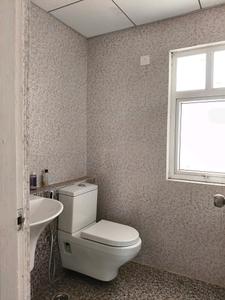 Common Bathroom Image of 1700 Sq.ft 3 BHK Apartment / Flat for rent in Shree Vardhman Victoria, Sector 70 Gurgaon for Rs. 50000