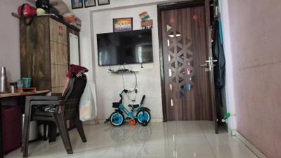 Living Room Image of 654 Sq.ft 1 BHK Apartment / Flat for sale in Arvind Parishkaar Apartments, Amraiwadi Ahmedabad for Rs. 2800000