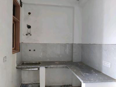 Kitchen Image of 750 Sq.ft 2 BHK Builder Floor for sale in DLF Ankur Vihar Ghaziabad for Rs. 2330020