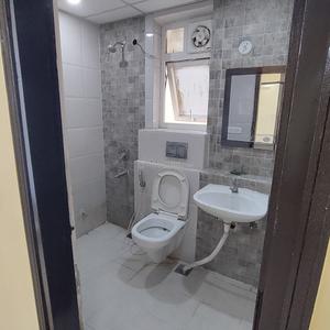 Bathroom Image of 1575 Sq.ft 3 BHK Apartment / Flat for sale in Unnati The Aranya Phase 2, Sector 119 Noida for Rs. 9900000