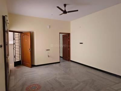 Bedroom Image of 1100 Sq.ft 2 BHK Builder Floor for rent in Arappalayam Madurai for Rs. 19000