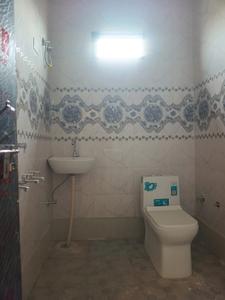 Common Bathroom Image of 850 Sq.ft 2 BHK Apartment / Flat for sale in Noida Extension Greater Noida for Rs. 3500000