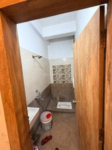 Bathroom Image of 1000 Sq.ft 1 BHK Apartment / Flat for rent in Ayodhya Bypass Bhopal for Rs. 10000