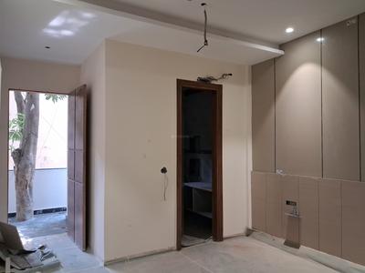Bedroom Image of 2500 Sq.ft 4 BHK Builder Floor for sale in Punjabi Bagh New Delhi for Rs. 49000000