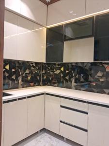 Kitchen Image of 1050 Sq.ft 2 BHK Apartment / Flat for sale in Sector 72 Noida for Rs. 3800000