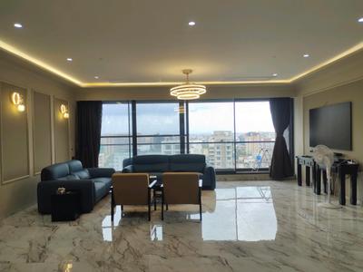 Living Room Image of 4000 Sq.ft 5 BHK Apartment / Flat for rent in Santacruz West Mumbai for Rs. 600000