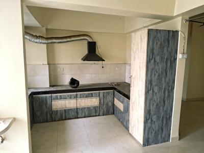 Kitchen Image of 2300 Sq.ft 3 BHK Apartment / Flat for rent in Nutan Lotus Abode, Gola Road Patna for Rs. 40000