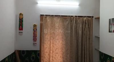 Bedroom Image of 450 Sq.ft 1 BHK Apartment / Flat for rent in Airport Gate no. 1 Kolkata for Rs. 12000