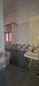 Bathroom Image of 150 Sq.ft 3 BHK Independent House for rent in Chhattarpur New Delhi for Rs. 28000
