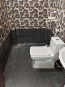Bathroom Image of 900 Sq.ft 2 BHK Builder Floor for rent in Sector 63 A Noida for Rs. 22000
