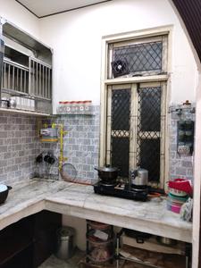 Kitchen Image of 405 Sq.ft 1 BHK Apartment / Flat for rent in Mahavir Enclave New Delhi for Rs. 18000