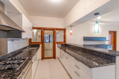 Kitchen Image of 4600 Sq.ft 4 BHK Apartment / Flat for rent in Hoodi Bengaluru for Rs. 340000