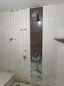 Bathroom Image of 700 Sq.ft 2 BHK Apartment / Flat for rent in Nehru Nagar Solapur for Rs. 13000