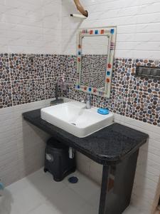 Bathroom Image of 2500 Sq.ft 3 BHK Apartment / Flat for sale in Kumhar Toli Ranchi for Rs. 17500000