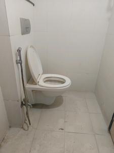 Common Bathroom Image of 1050 Sq.ft 2 BHK Apartment / Flat for sale in Magarpatta Trillium, Magarpatta City Pune for Rs. 15000000