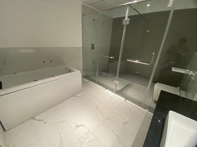 Bathroom Image of 4300 Sq.ft 4 BHK Villa for sale in GR One And Only Santhrupthi Phase 1, Choodasandra Bengaluru for Rs. 45000000
